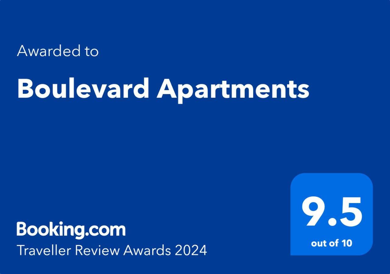קומאנובו Boulevard Apartments מראה חיצוני תמונה